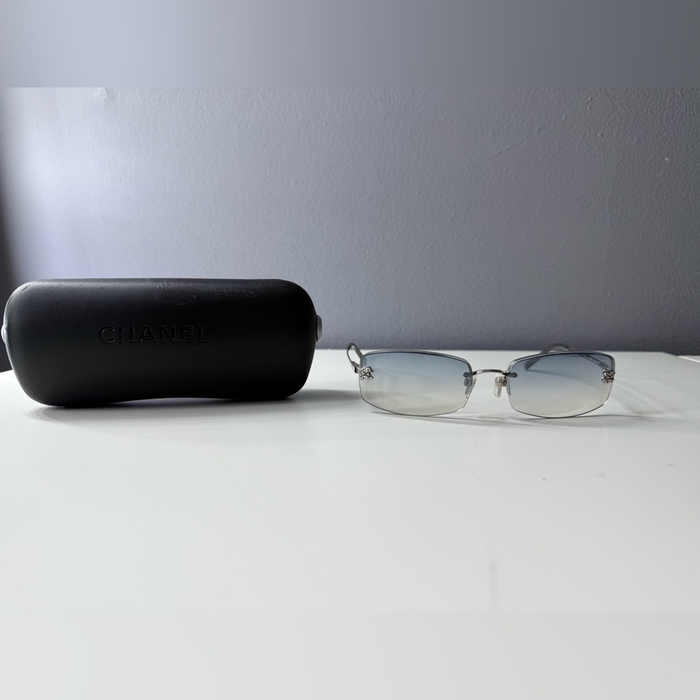 CHANEL Silver blue gradient Rimless Sunglasses with Black Case